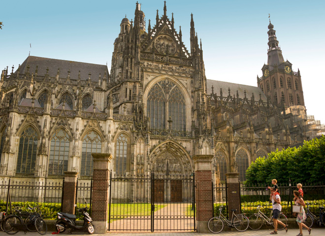 Den-Bosch-Stadsbeeld-Mari-Durieux (28).jpg